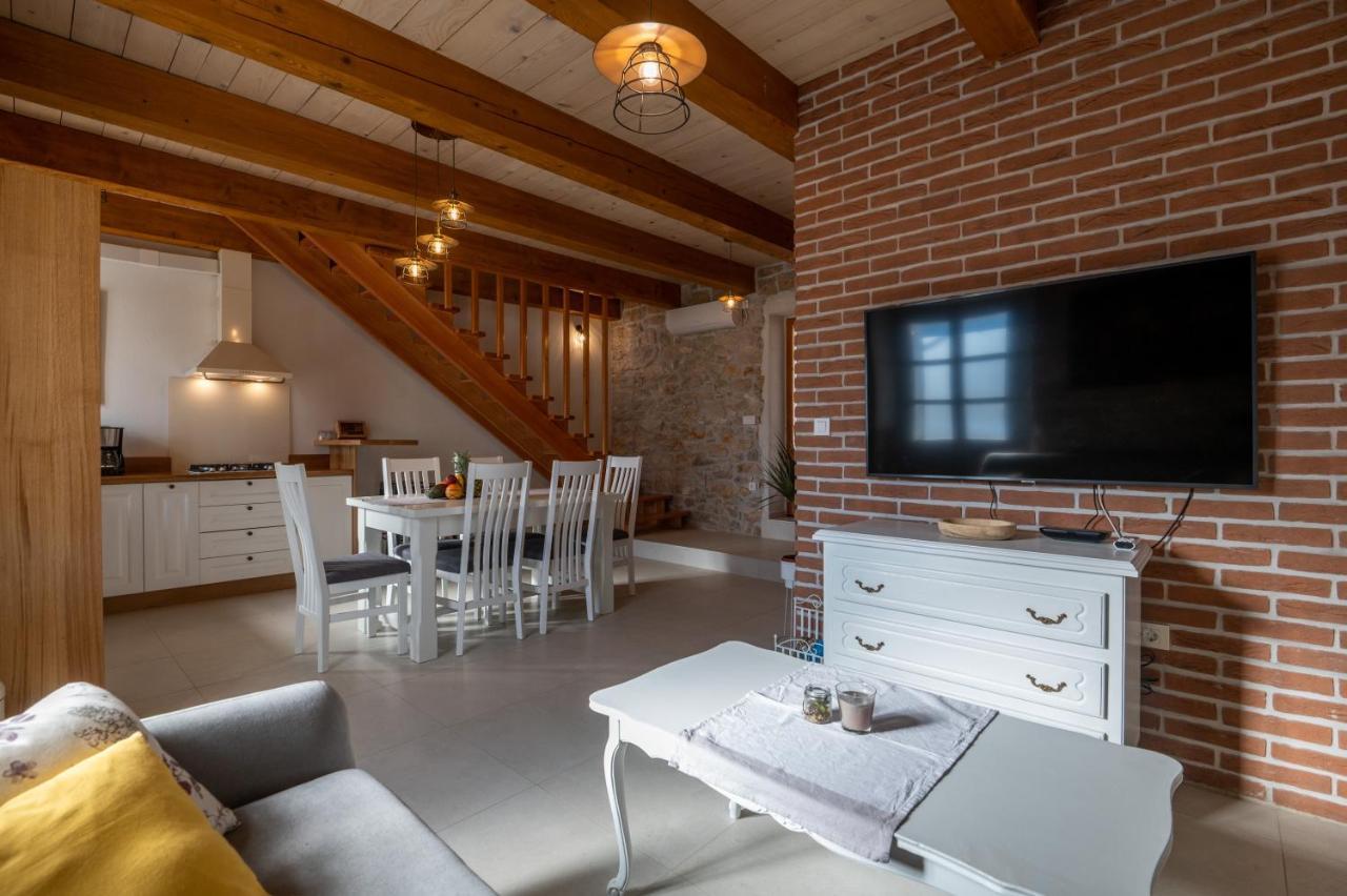Villa Perliano Sukosan Ngoại thất bức ảnh