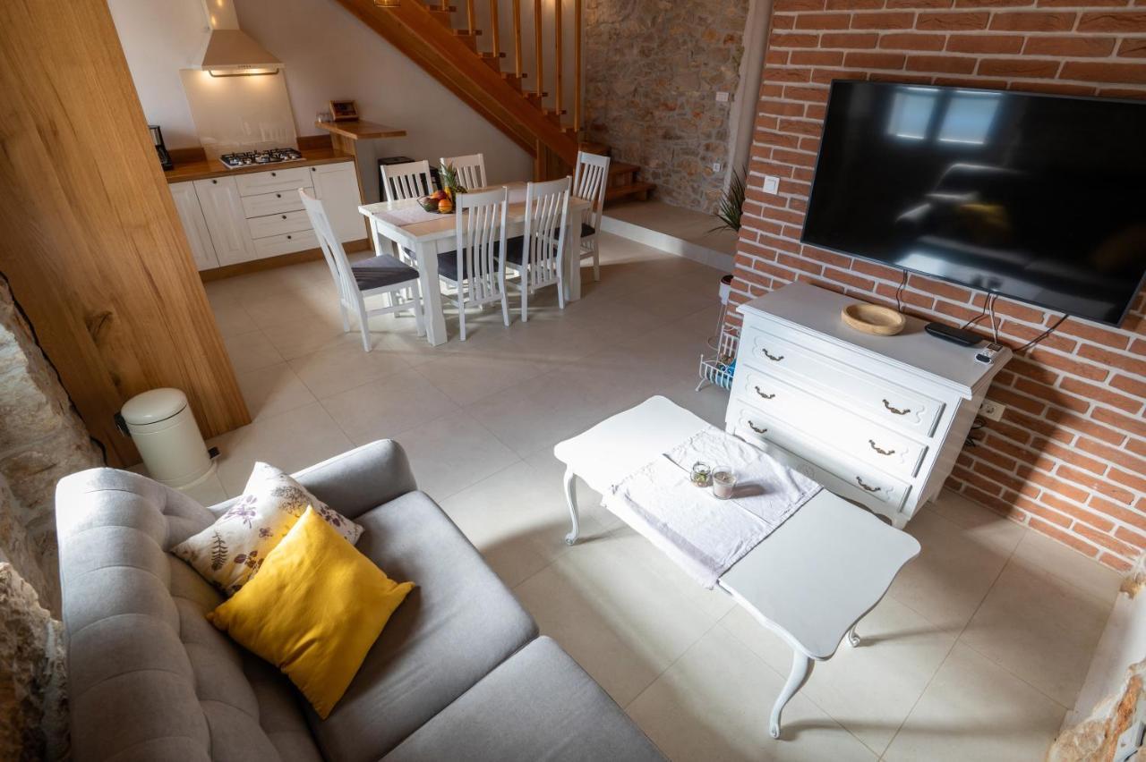 Villa Perliano Sukosan Ngoại thất bức ảnh